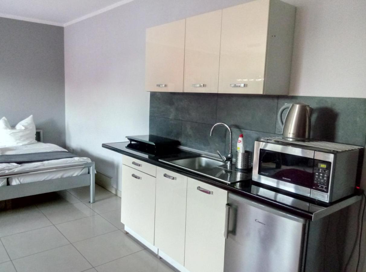 Apartamenty Krzywe Okna Zielona Gora  Bagian luar foto